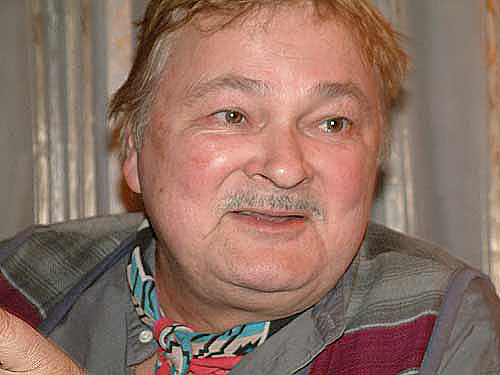 Flamenko ģitārists Andris Kārkliņš, mājās Rīgā1