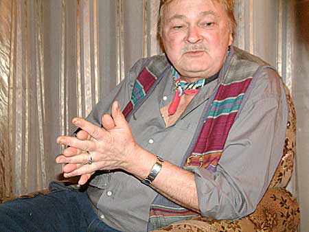 Flamenko ģitārists Andris Kārkliņš, mājās Rīgā4
