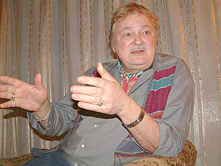 Flamenko ģitārists Andris Kārkliņš, mājās Rīgā5