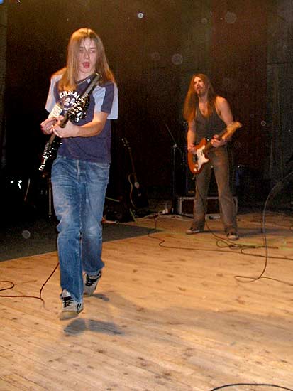 Neatkarīgās mūzikas festivāls «Putnudiena 2004». 2. sērija21
