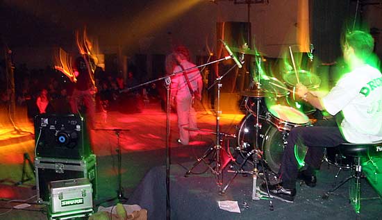 Neatkarīgās mūzikas festivāls «Putnudiena 2004». 2. sērija53