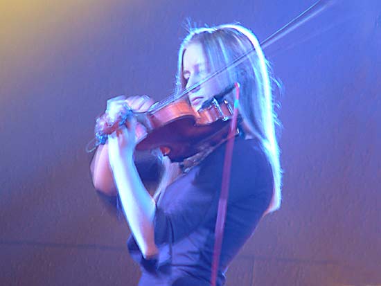 Neatkarīgās mūzikas festivāls «Putnudiena 2004». 3. sērija13