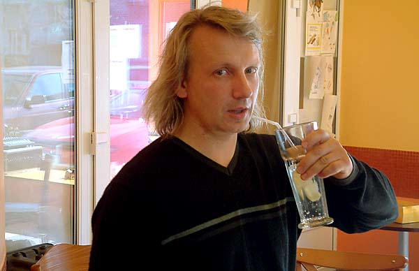 Mārtiņa Vilkārša izstādes «Izkrāso Pats!» atklāšana3
