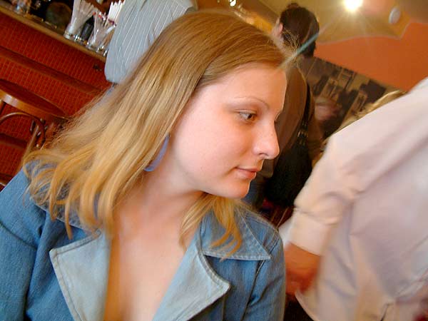 Mārtiņa Vilkārša izstādes «Izkrāso Pats!» atklāšana8