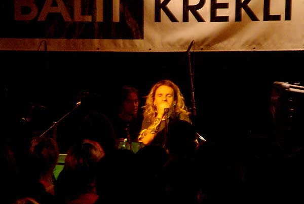 «R.A.P.» akustiskais koncerts. Pirmā uzstāšanās «Jelgavas baltajos kreklos»1