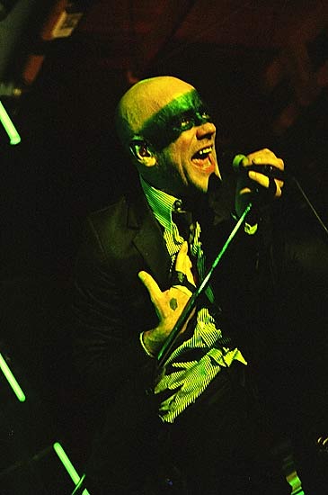 «R.E.M.» koncerts Rīgā, Ķīpsalas izstāžu kompleksā14