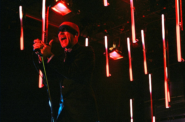 «R.E.M.» koncerts Rīgā, Ķīpsalas izstāžu kompleksā7