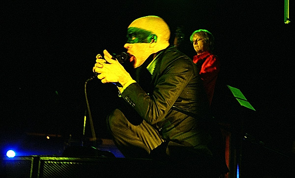 «R.E.M.» koncerts Rīgā, Ķīpsalas izstāžu kompleksā9