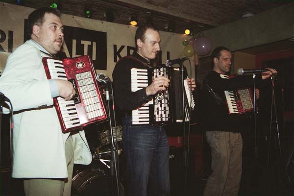 Kluba «Četri balti krekli» piecu gadu jubileja33