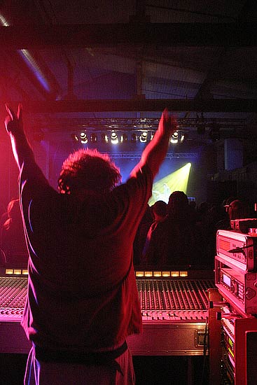 Džo Džo Maijera koncerts Rīgā, Sapņu fabrikā12