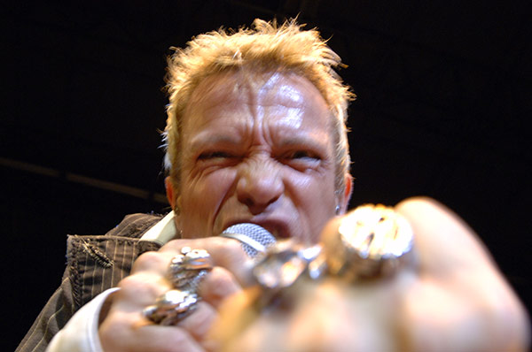 Billijs Aidols (Billy Idol) pirmo reizi ar koncertu Latvijā, <em>Arena Riga</em>38