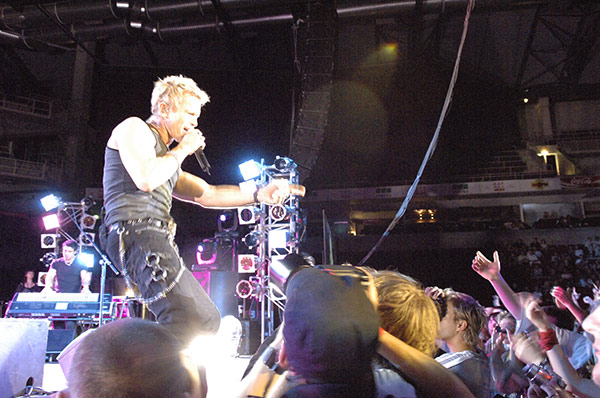Billijs Aidols (Billy Idol) pirmo reizi ar koncertu Latvijā, <em>Arena Riga</em>51