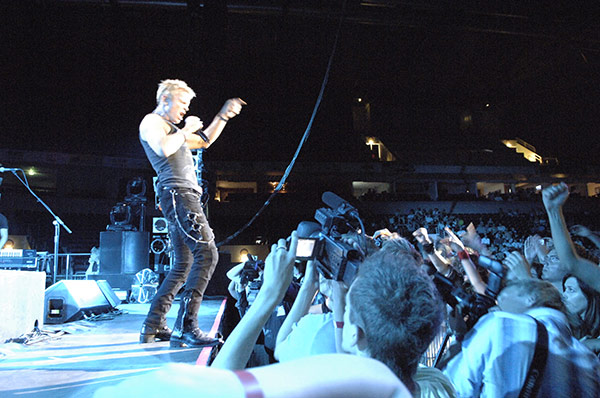 Billijs Aidols (Billy Idol) pirmo reizi ar koncertu Latvijā, <em>Arena Riga</em>56