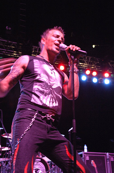 Billijs Aidols (Billy Idol) pirmo reizi ar koncertu Latvijā, <em>Arena Riga</em>9