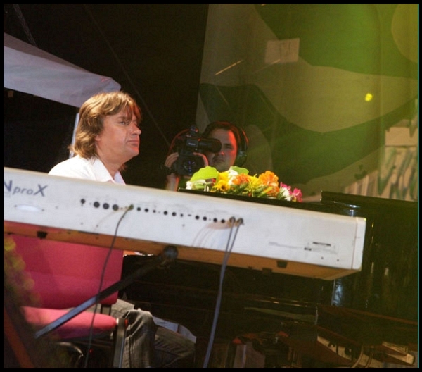 <em>Liepājas dzintars 2006</em> - 30. gadu jubilejas festivāls17