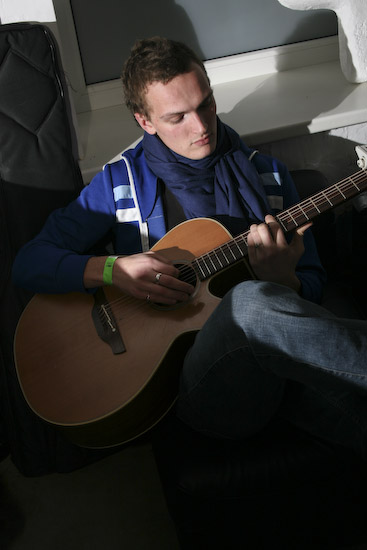 <em>Astro'N'Out</em> debijas albuma koncerts Rīgā, <em>Sapņu fabrikā</em>2