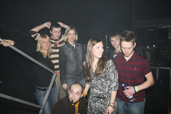 <em>Astro'N'Out</em> debijas albuma koncerts Rīgā, <em>Sapņu fabrikā</em>33