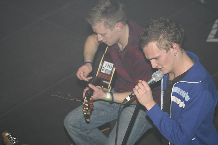 <em>Astro'N'Out</em> debijas albuma koncerts Rīgā, <em>Sapņu fabrikā</em>62