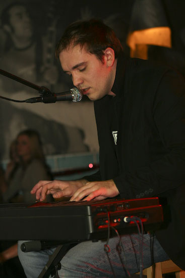 <em>Mofo </em>Latvijas klubu tūres pietura <em>Jelgavas baltajos kreklos</em>24
