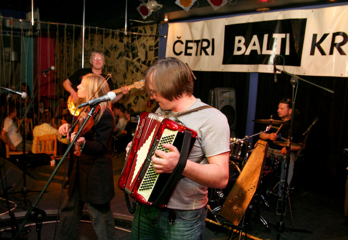 Grupas <em>Iļģi </em>koncerti 11. novembra krastmalā un <em>Jelgavas baltajos kreklos</em>23