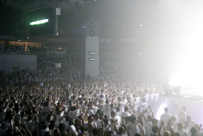 <em>Sensation White</em> pasākums <em>Arena Rīga</em>32