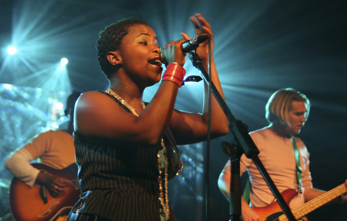 <em>Freshly Ground </em>un <em>Kosheen </em>koncerts <em>Sapņu fabrikā</em>15
