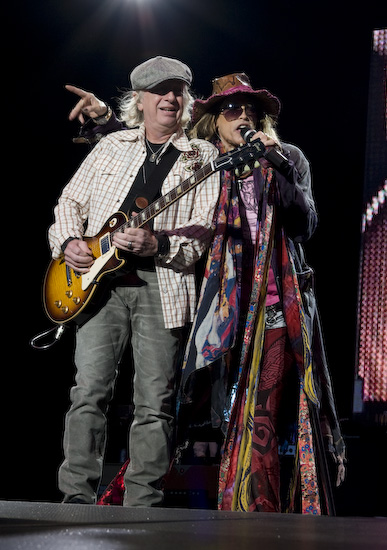 Amerikāņu leģendas - grupas <em>Aerosmith </em>koncerts <em>Skonto </em>stadionā18