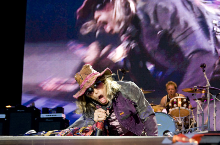 Amerikāņu leģendas - grupas <em>Aerosmith </em>koncerts <em>Skonto </em>stadionā24