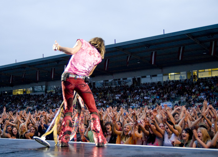 Amerikāņu leģendas - grupas <em>Aerosmith </em>koncerts <em>Skonto </em>stadionā49