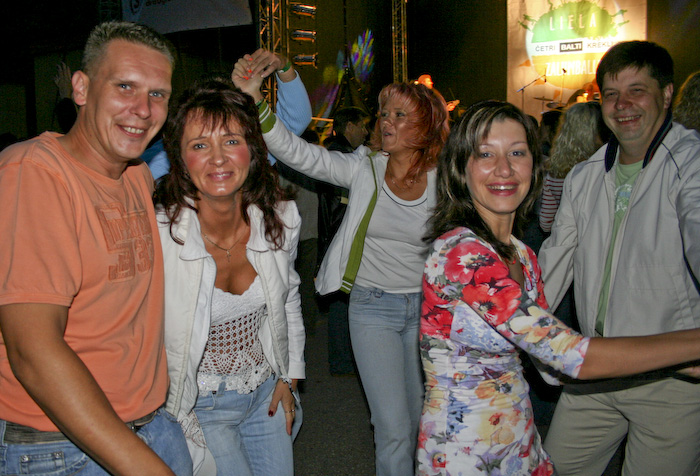 Četru Baltu Kreklu <em>Lielā Zaļumballe</em> Saldū14
