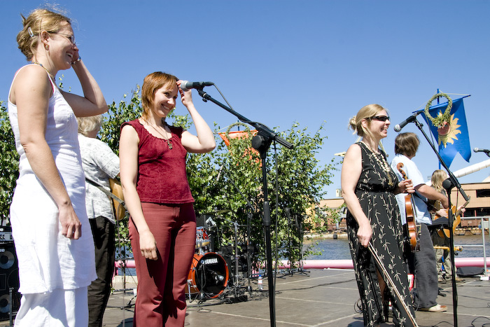 Grupas <em>Iļģi</em> koncerts Ventspils ostmalā5