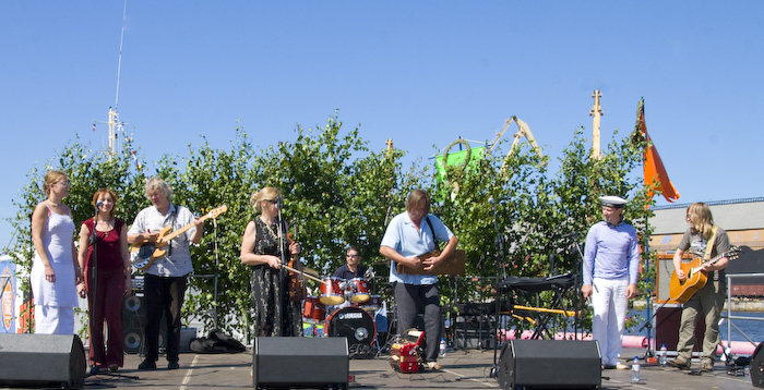 Grupas <em>Iļģi</em> koncerts Ventspils ostmalā6