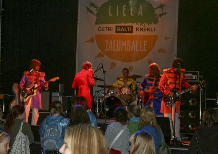 Četru Baltu Kreklu <em>Lielā Zaļumballe</em> Tukumā3