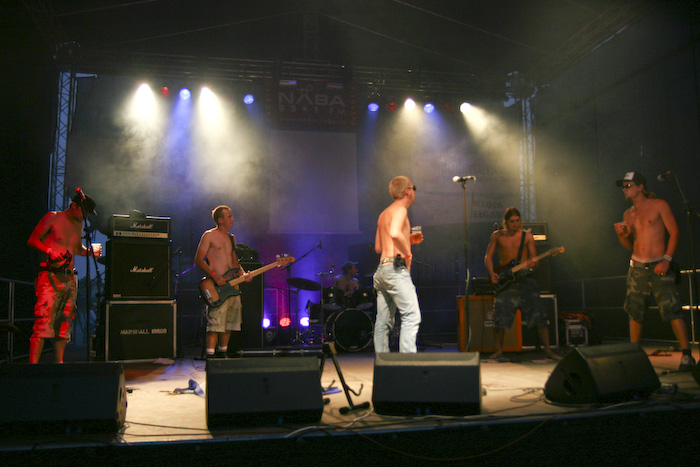 <em>Jaunās Rokmūzikas festivāls</em> (JRF) Jelgavā25