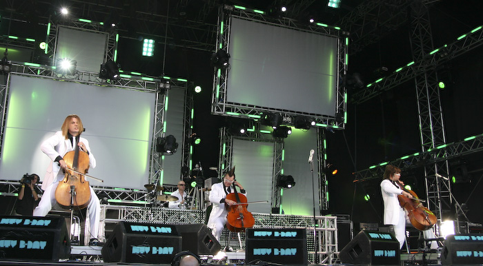 <em>MTV Baltic</em> gada jubilejas svinības Rīgā, Krastmalā2