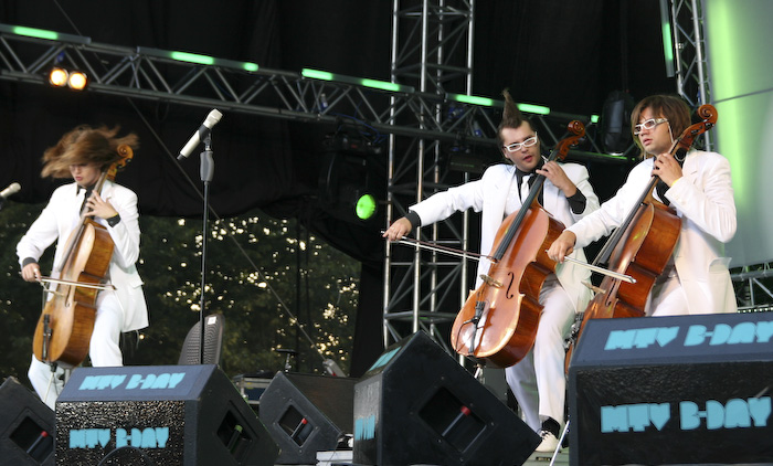 <em>MTV Baltic</em> gada jubilejas svinības Rīgā, Krastmalā4
