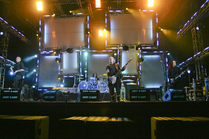 <em>MTV Baltic</em> gada jubilejas svinības Rīgā, Krastmalā46