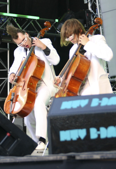 <em>MTV Baltic</em> gada jubilejas svinības Rīgā, Krastmalā5
