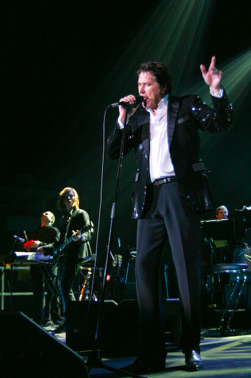 Braiena Ferija (<em>Bryan Ferry</em>) koncerts <em>Arena Riga</em>44