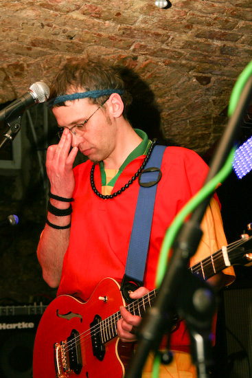 Grupas <em>Hospitāļu iela</em> atvadu koncerts <em>Studentu klubā</em>15