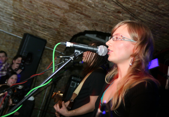 Grupas <em>Hospitāļu iela</em> atvadu koncerts <em>Studentu klubā</em>45