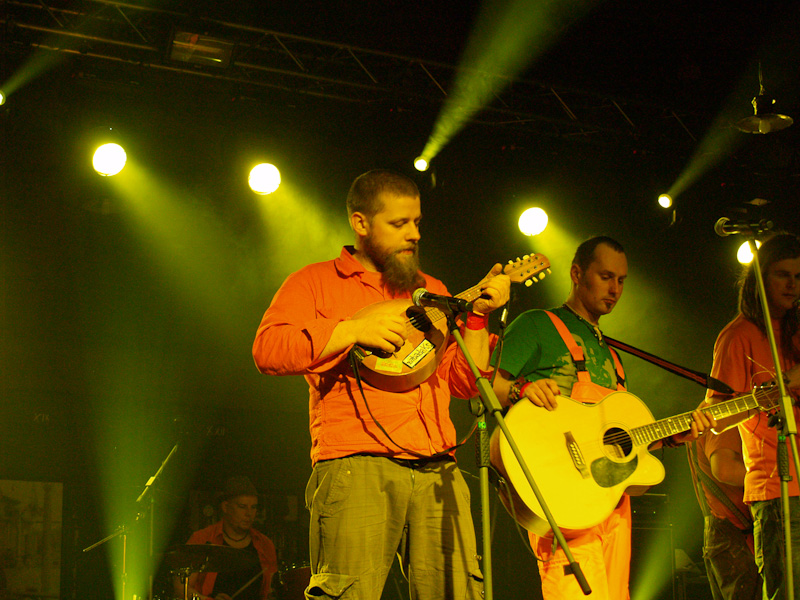 Kafejnīcas <em>Leningrad</em> gada jubilejas svinības. III daļa224