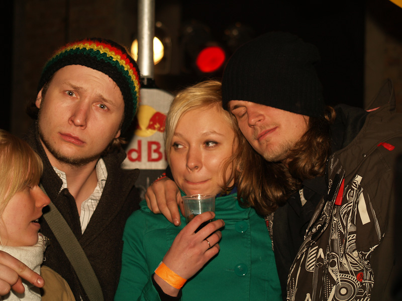 Kafejnīcas <em>Leningrad</em> gada jubilejas svinības. III daļa54