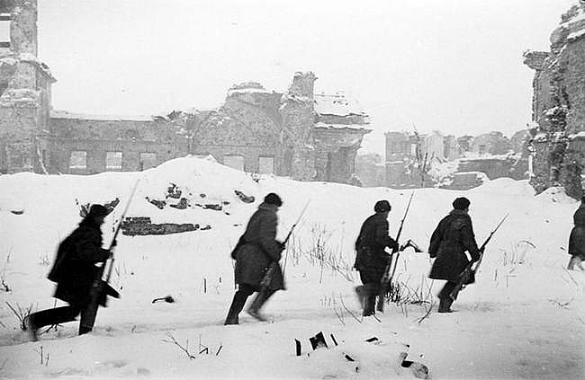 2. Pasaules karš fotogrāfijās31