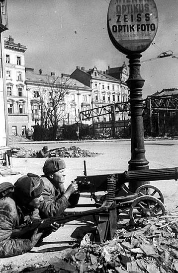 2. Pasaules karš fotogrāfijās. 2. daļa38