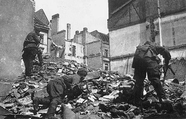 2. Pasaules karš fotogrāfijās. 2. daļa48