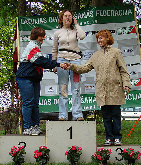 Latvijas orientē&scaron;anās čempionāts. 1. diena. Apbalvo&scaron;ana10