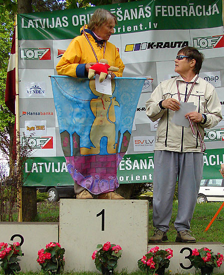 Latvijas orientē&scaron;anās čempionāts. 1. diena. Apbalvo&scaron;ana14