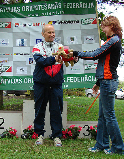 Latvijas orientē&scaron;anās čempionāts. 1. diena. Apbalvo&scaron;ana32