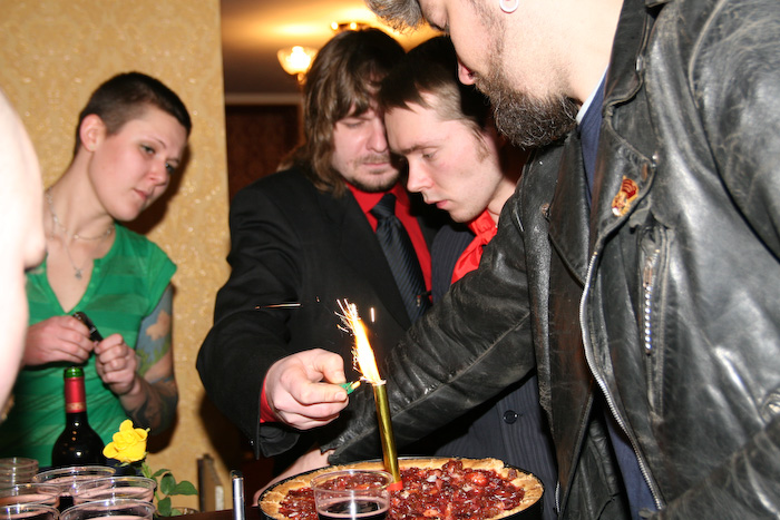 Kafejnīcas <em>Leningrad</em> atklā&scaron;anas pasākums40